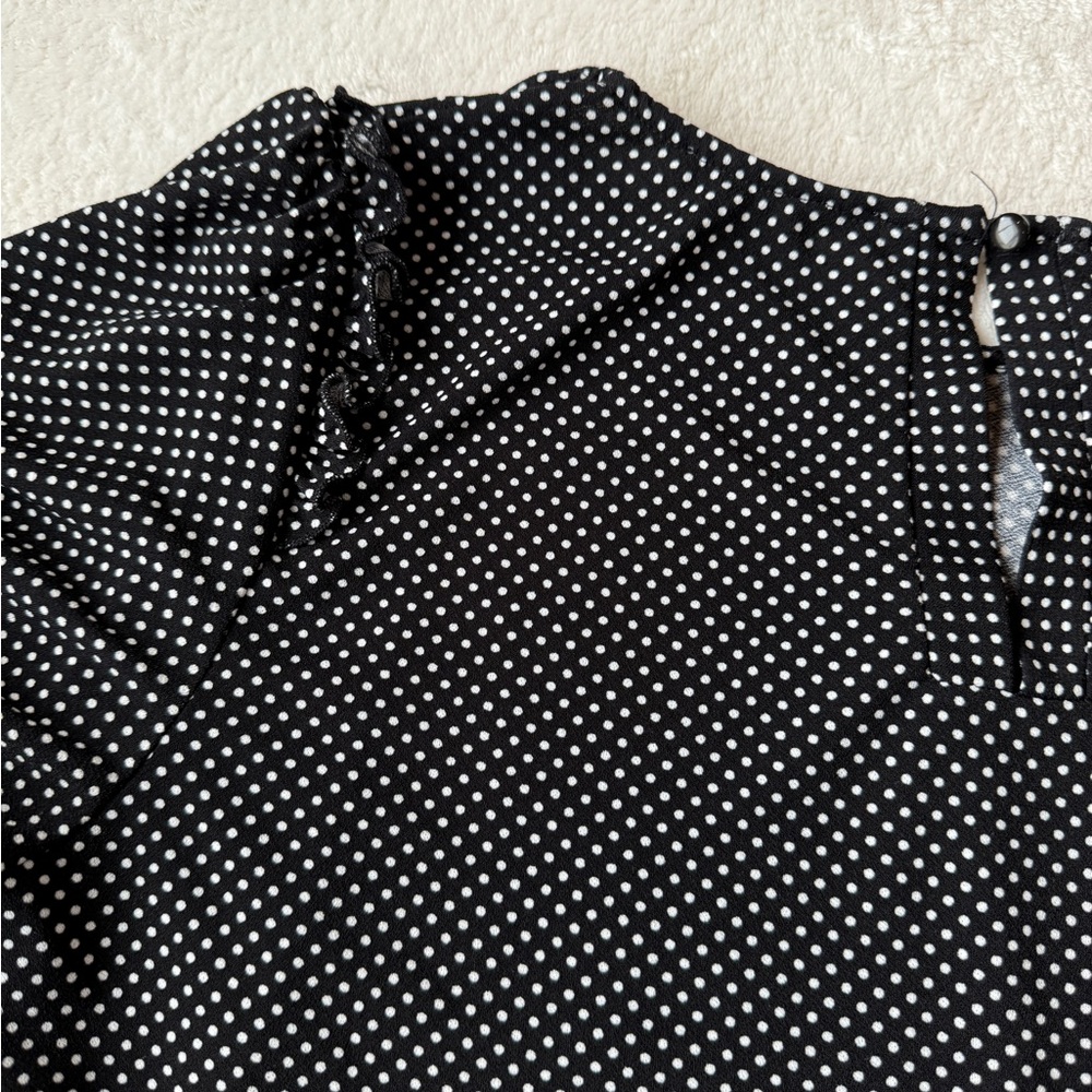 Adrianna Papell Polka Dot Blouse Size M Black Puff Sleeve Chic Top - Picture 14 of 15